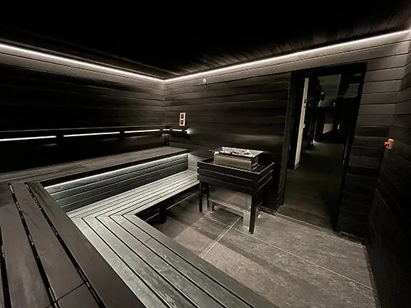 Luxe Studio With Pool, Sauna, Jacuzzi, Gym, Balcony براغ 0*,  جمهورية التشيك