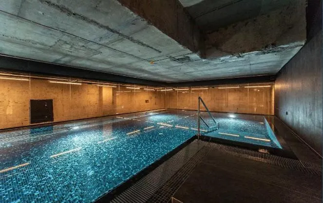 Luxe Studio With Pool, Sauna, Jacuzzi, Gym, Balcony Prague 0*,  République tchèque